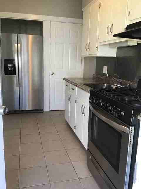 650 N Mary St - Photo 7 of 15