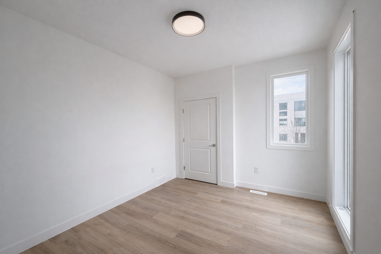 227 Tuxedo 8 - Photo 6 of 7