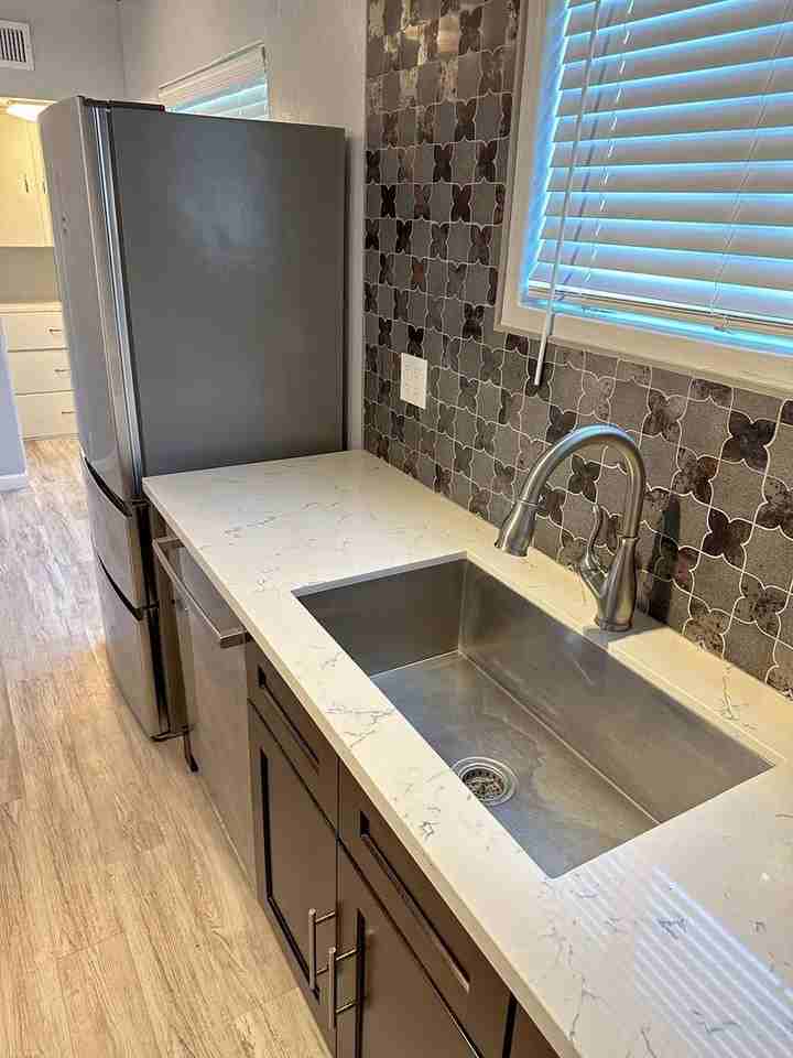 1936 N Tucson Blvd - Photo 5 of 18