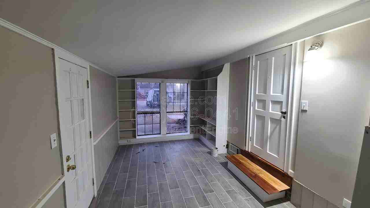 2242 Lawson Way - Photo 5 of 26