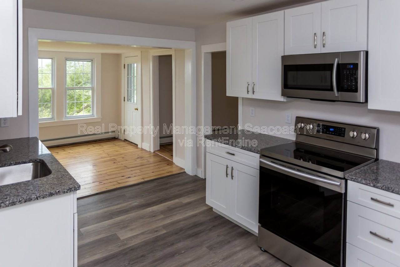 11 Washington Rd - Photo 3 of 37