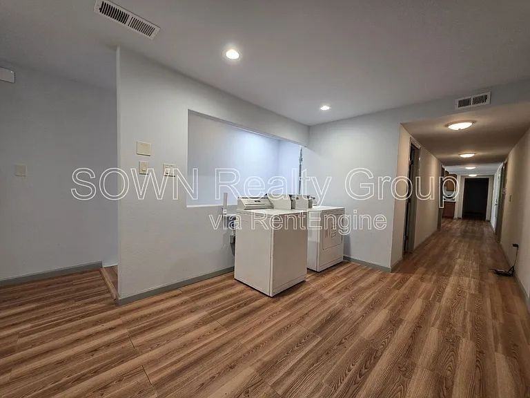 412 E William St #6 - Photo 6 of 9