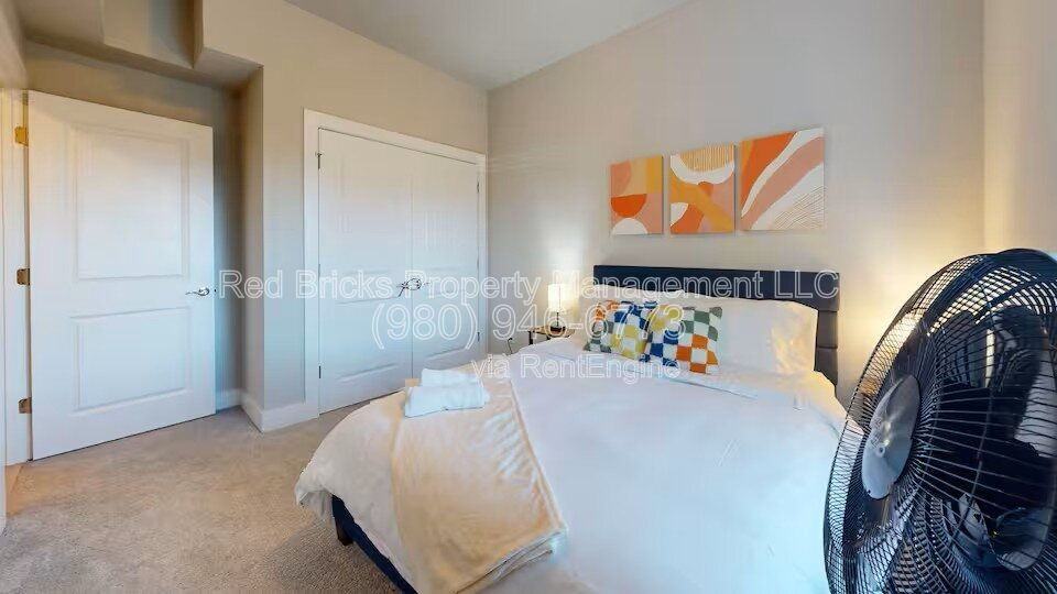 4122 Salient St - Photo 6 of 30