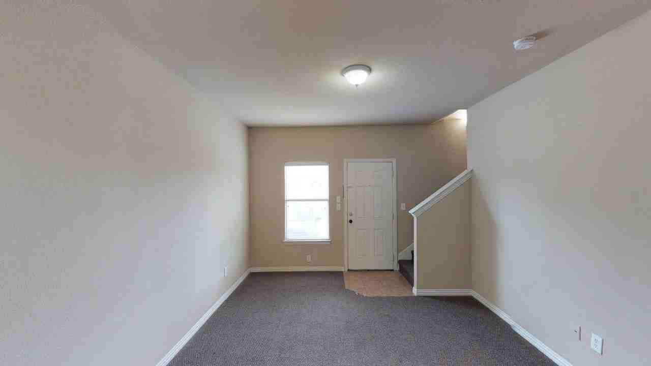 1201 Bernard Street - Photo 6 of 10
