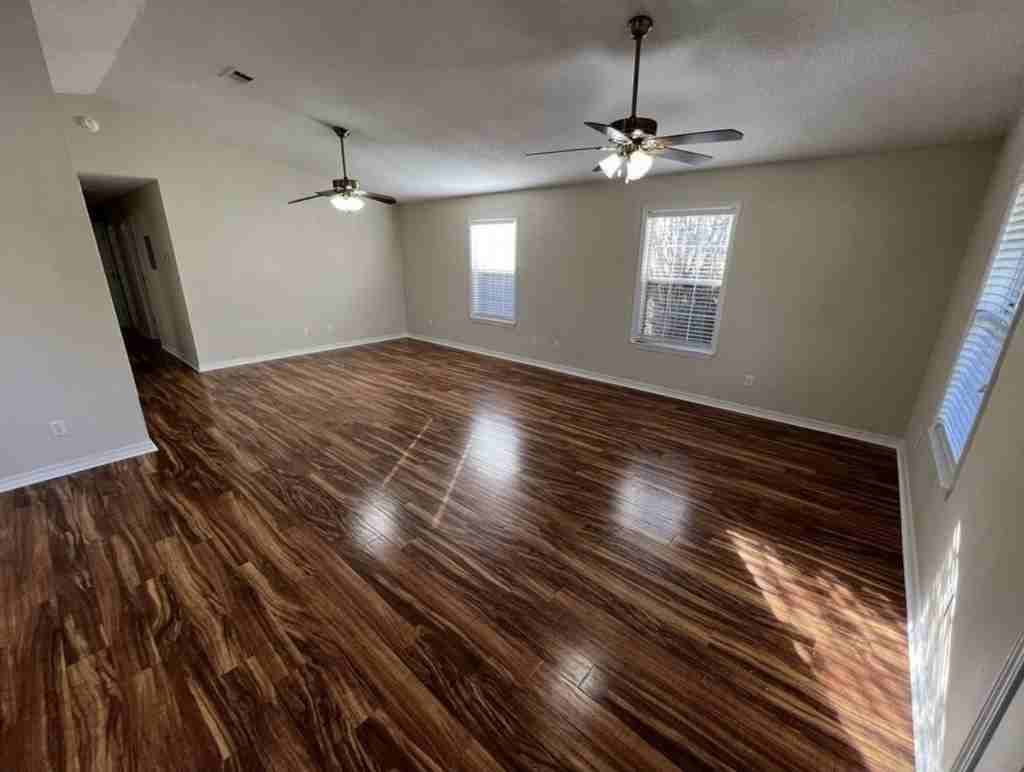 1665 E Hatton St - Photo 4 of 19