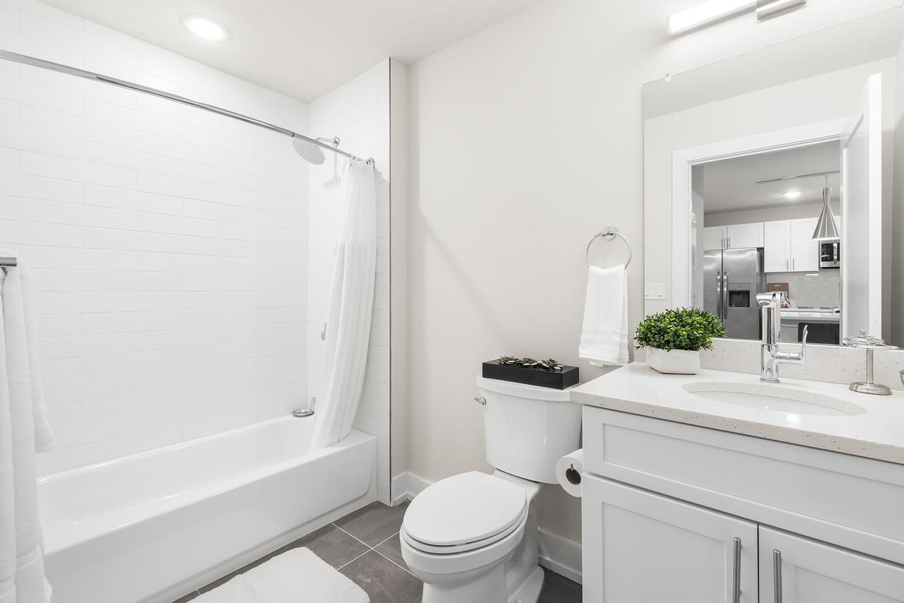 214 Vine - Photo 7 of 50