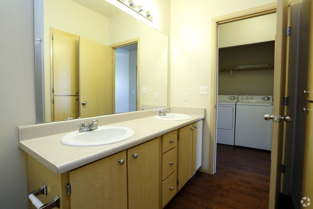 Keystone RIdge - Photo 6 of 24