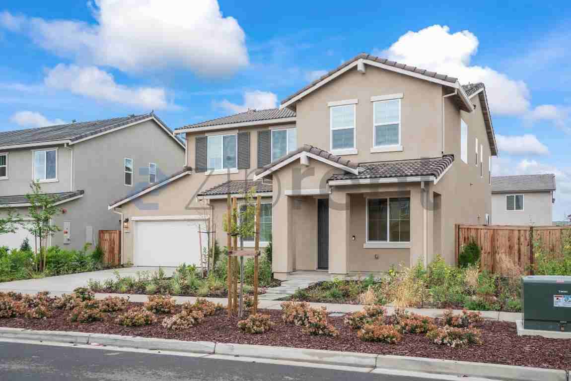 3284 Oak Trail Dr - Photo 2 of 36