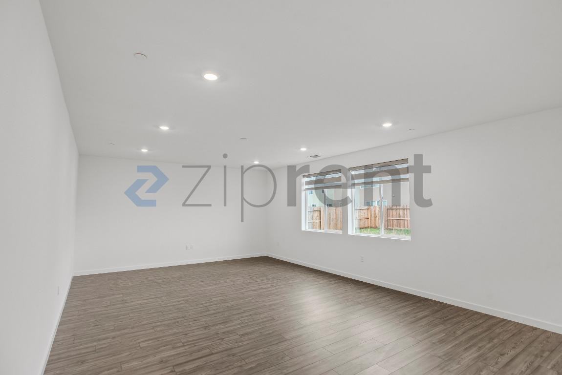 3284 Oak Trail Dr - Photo 6 of 36