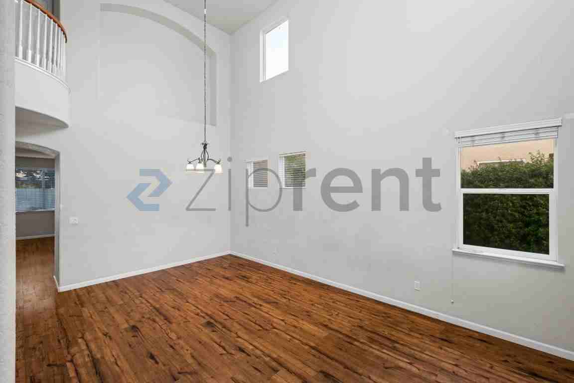 1137 Saint Croix Way - Photo 6 of 39