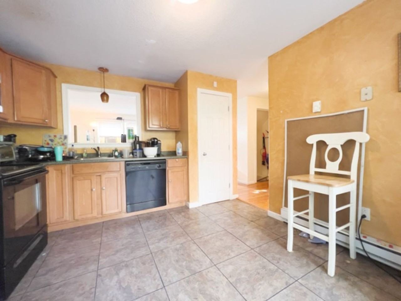 45 Lawn St #2 - Photo 2 of 15