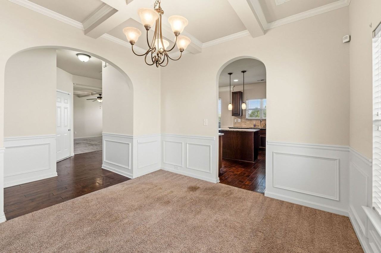 4464 Grove Landing Dr - Photo 5 of 35