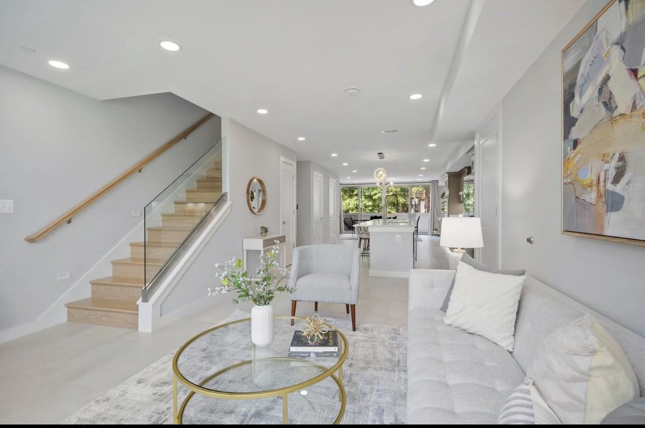 424 Missouri Ave Nw #3A - Photo 2 of 19