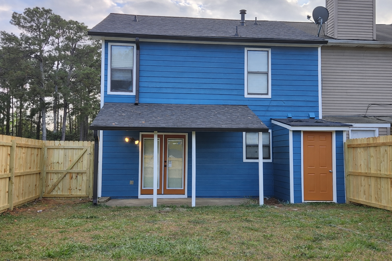 8254 Canyon Forge Dr #8254 - Photo 3 of 9