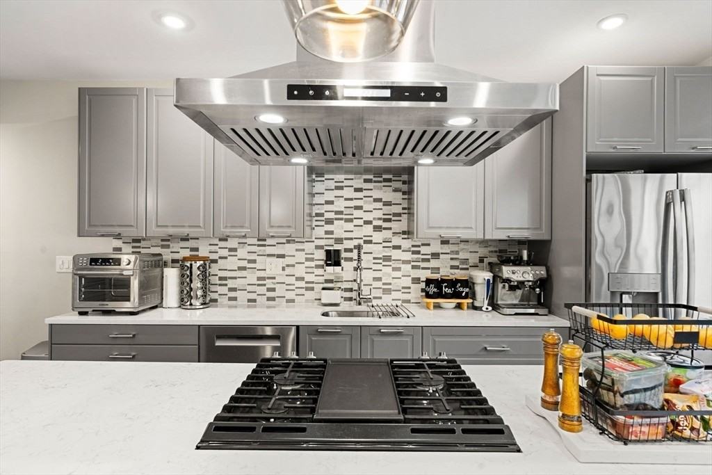 47 Sargent St #3 - Photo 5 of 18