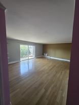 606 E Algonquin Rd #101 - Photo 1 of 1