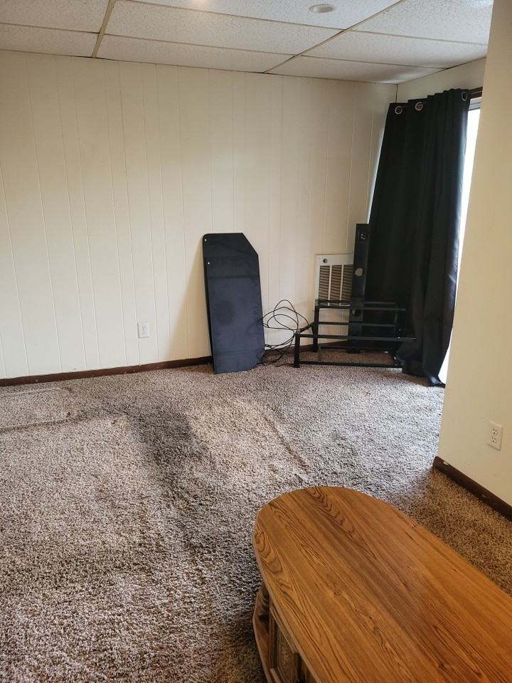 150 E Reynolds Ave #D6 - Photo 4 of 9