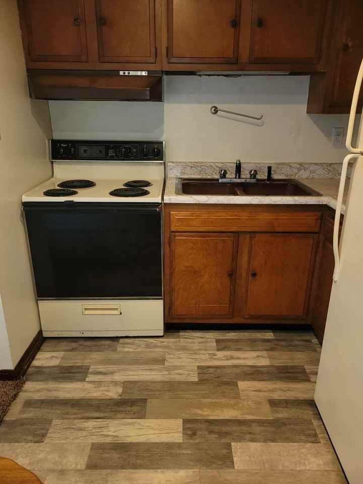 150 E Reynolds Ave #D6 - Photo 5 of 9