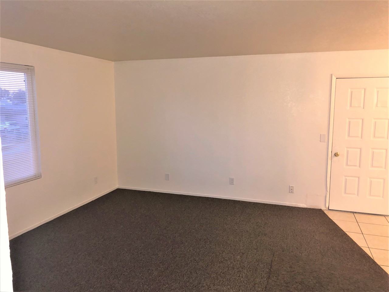 4711 Convaire Ave #3 - Photo 4 of 8