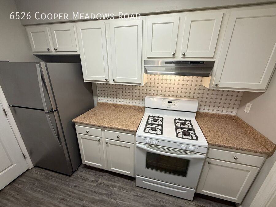 6526 Cooper Meadows Rd - Photo 2 of 14