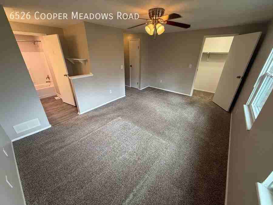 6526 Cooper Meadows Rd - Photo 6 of 14