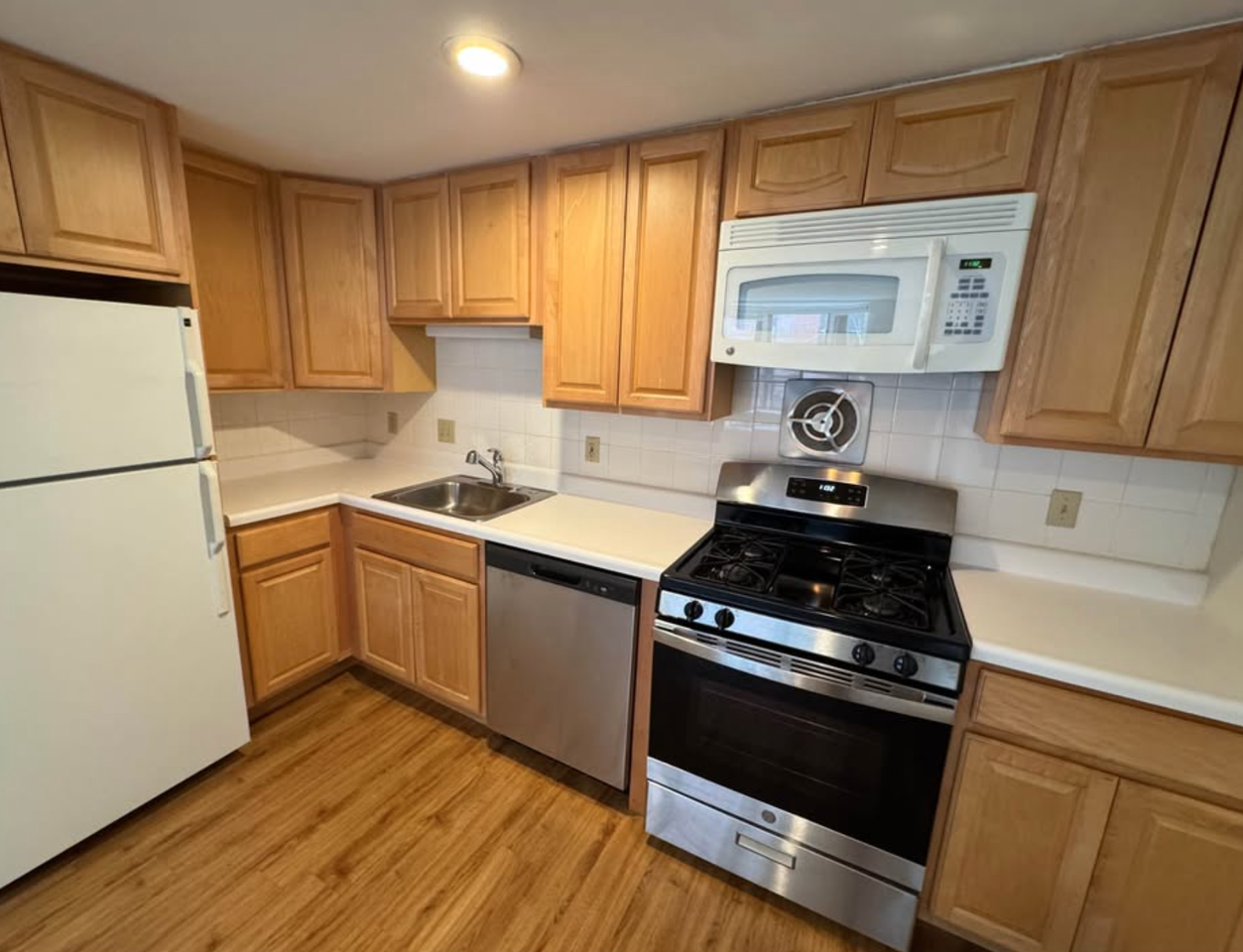 117 W Concord St #4