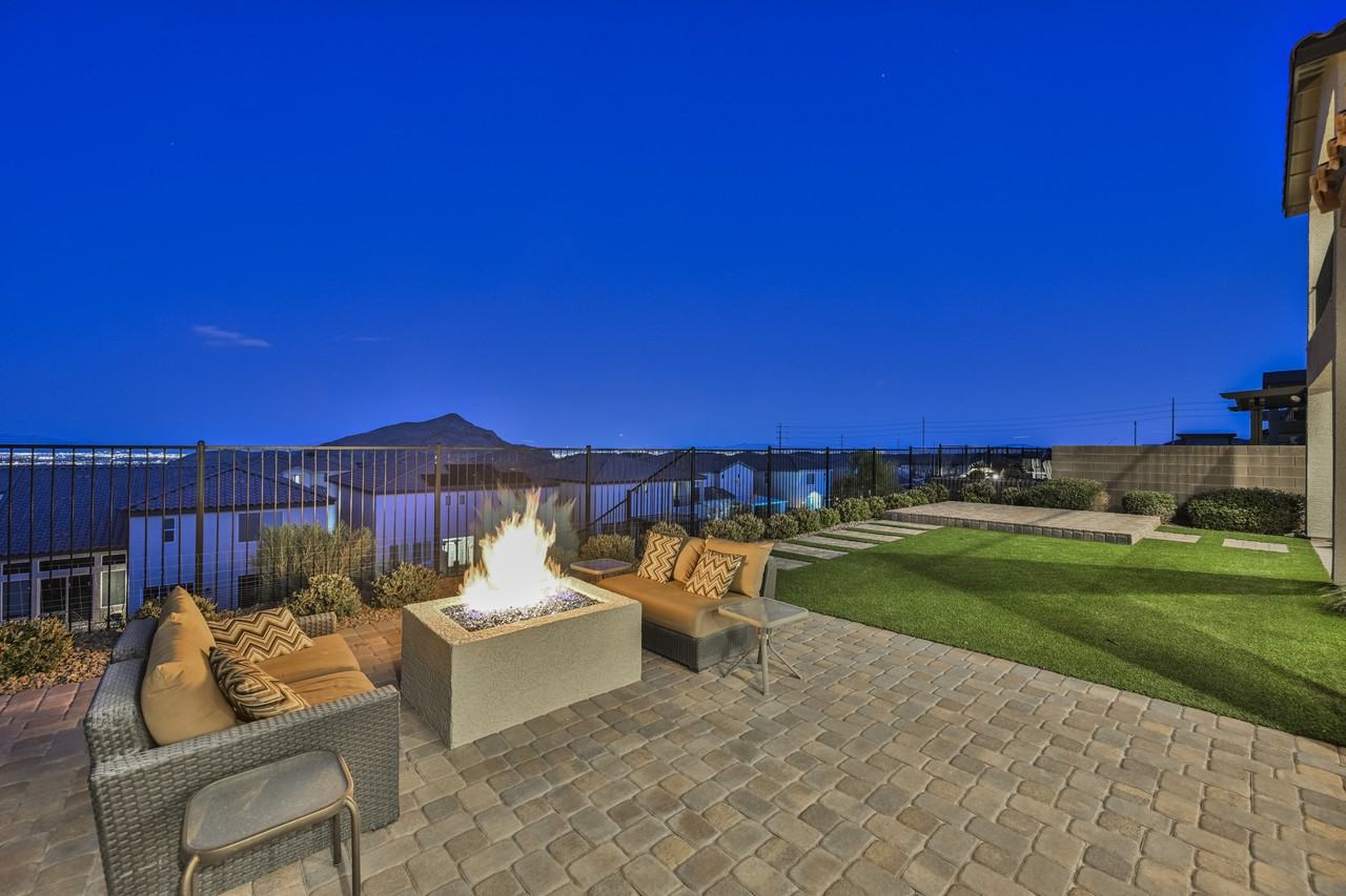 4564 Amazing View St #NA - Photo 7 of 29