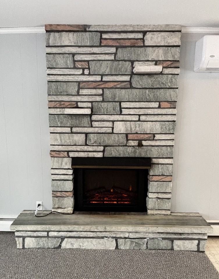 872 Whittenton St #1 - Photo 3 of 14