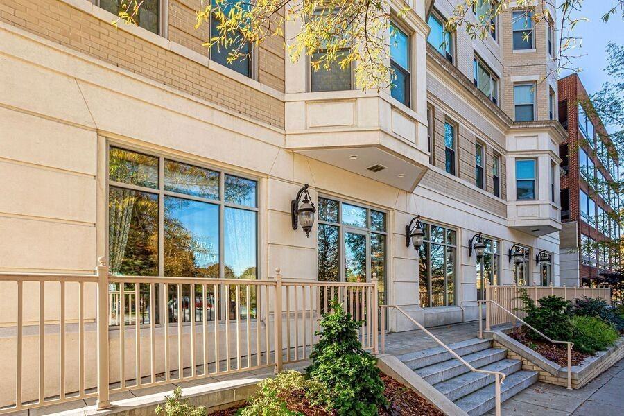 2600 Pennsylvania Ave Nw #7C - Photo 3 of 36