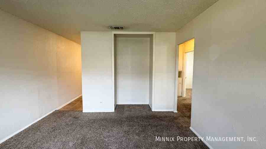 3111 Storey Ave #A - Photo 7 of 19