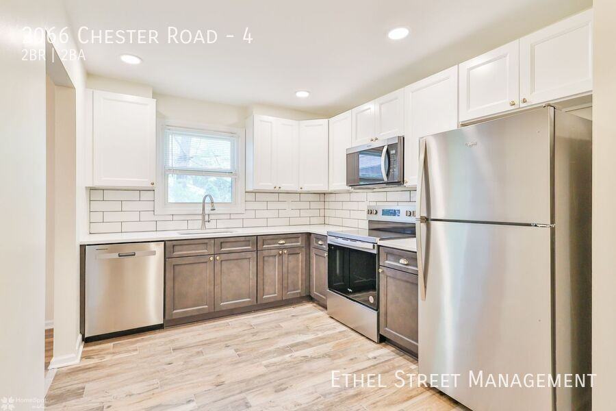 2066 Chester Rd #4 - Photo 3 of 18