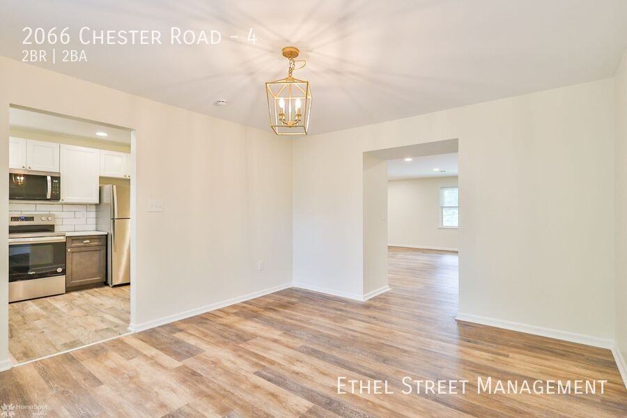 2066 Chester Rd #4 - Photo 4 of 18