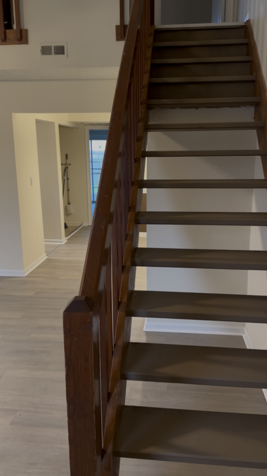 1598 Crescent Pointe Ln #1598 - Photo 2 of 9