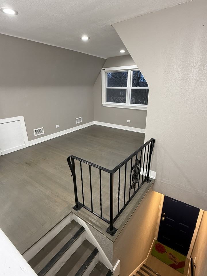 1514 East Ave #2 - Photo 2 of 18