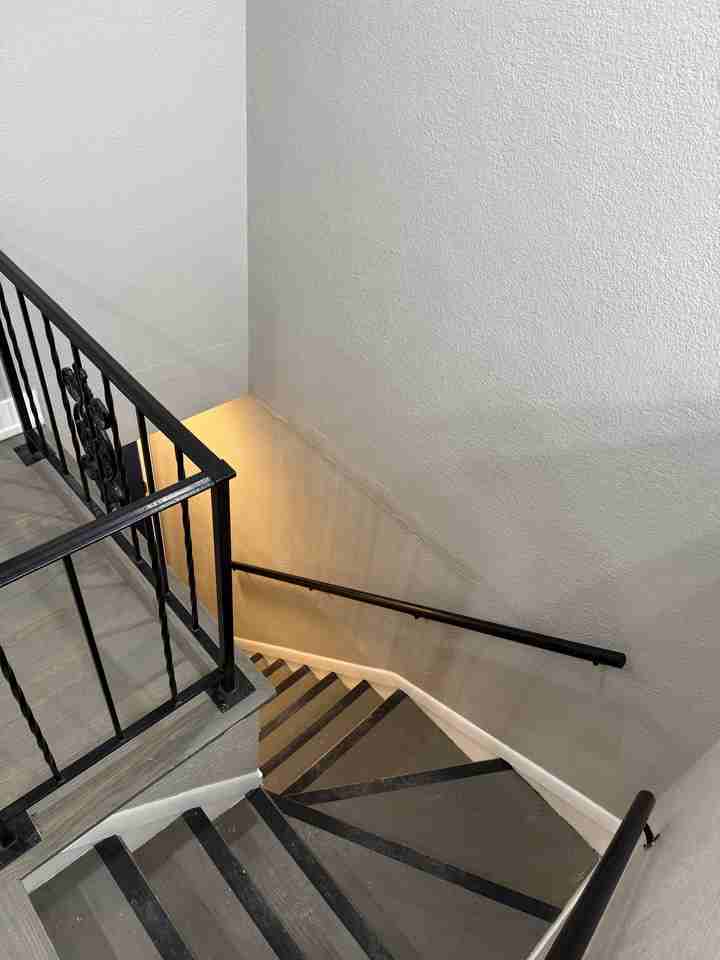 1514 East Ave #2 - Photo 3 of 18