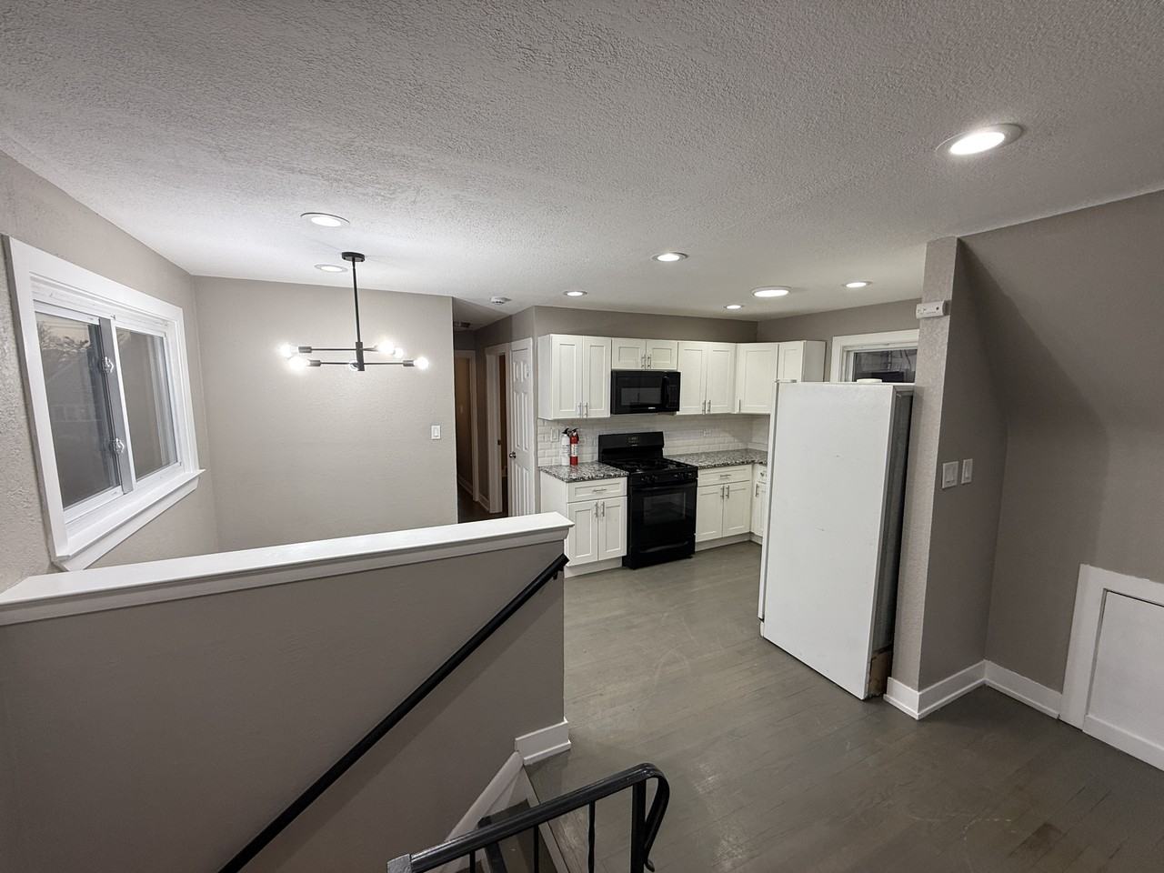 1514 East Ave #2 - Photo 6 of 18