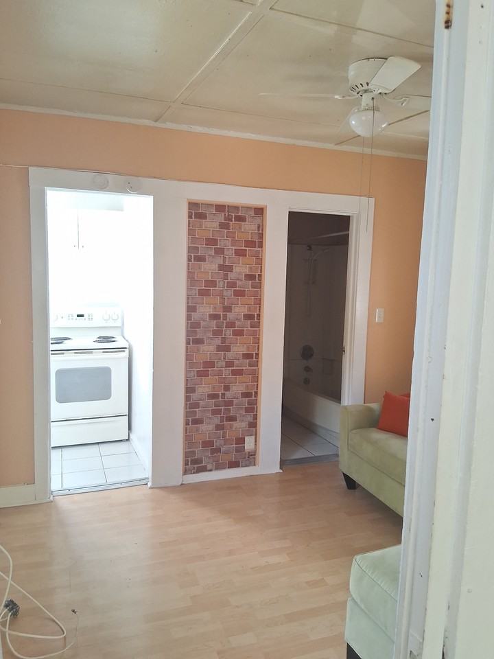 309 Pennsylvania Ave #1-2 - Photo 2 of 7