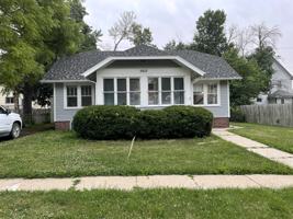 featured image of 2827 Wood St #NA