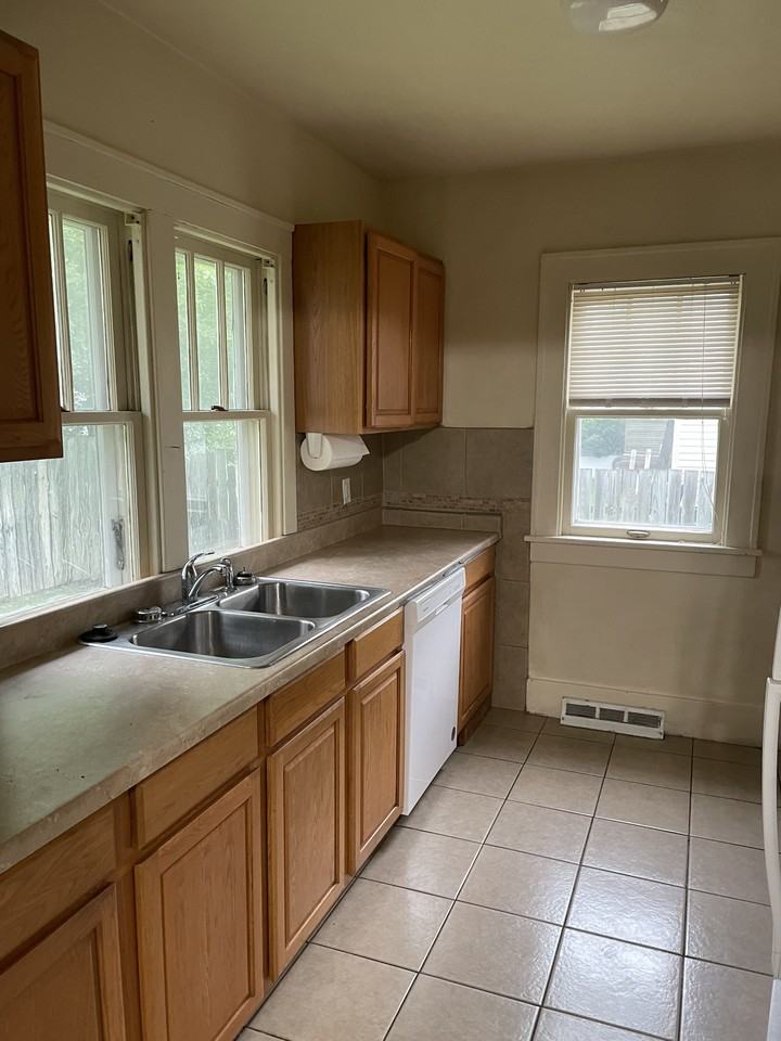 2827 Wood St #NA - Photo 7 of 32