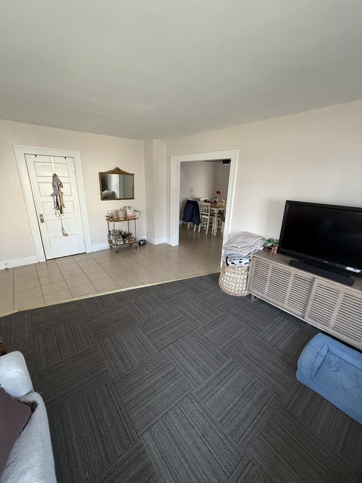 2827 Wood St #NA - Photo 3 of 32