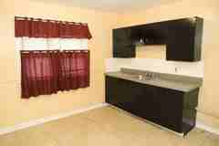 865-869 Clifford - Photo 1 of 1