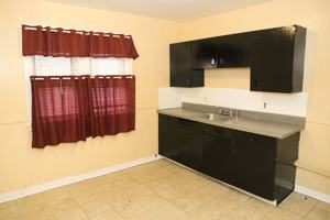 featured image of 865 Clifford Ave