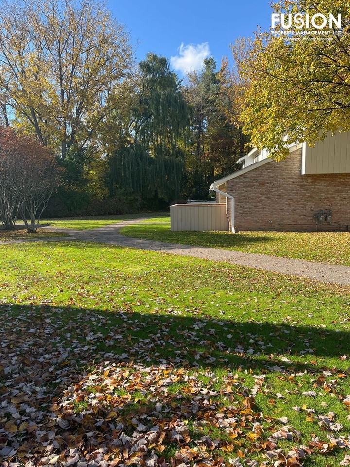 209 Ledgewood Cir #101 - Photo 2 of 24