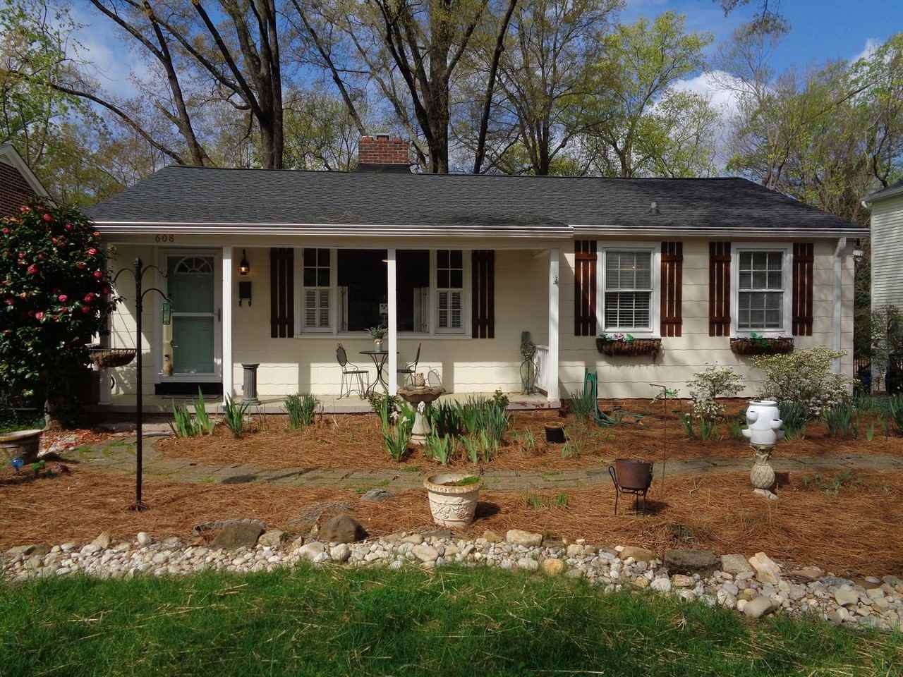 608 Knollwood St - Photo 2 of 23