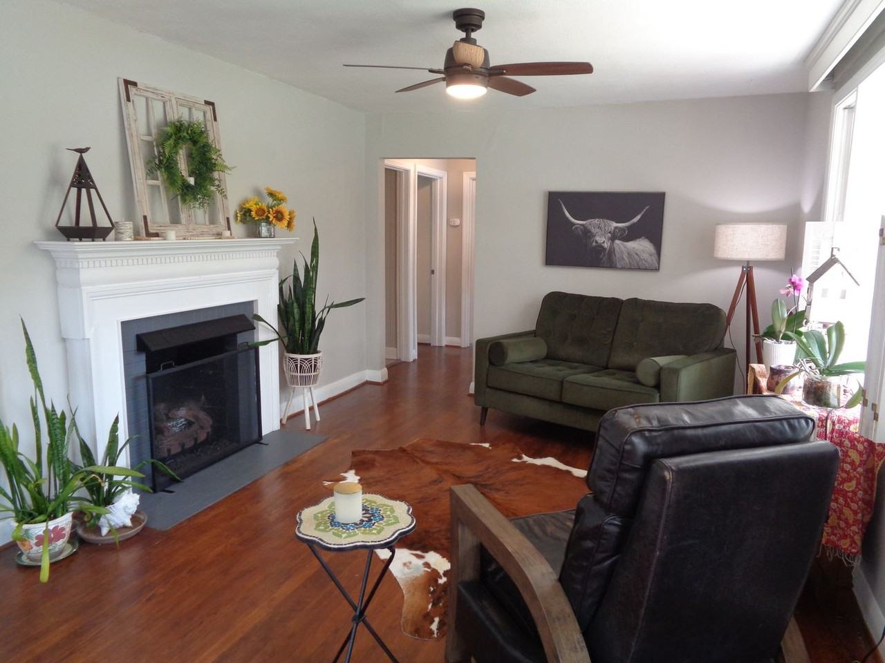 608 Knollwood St - Photo 4 of 23