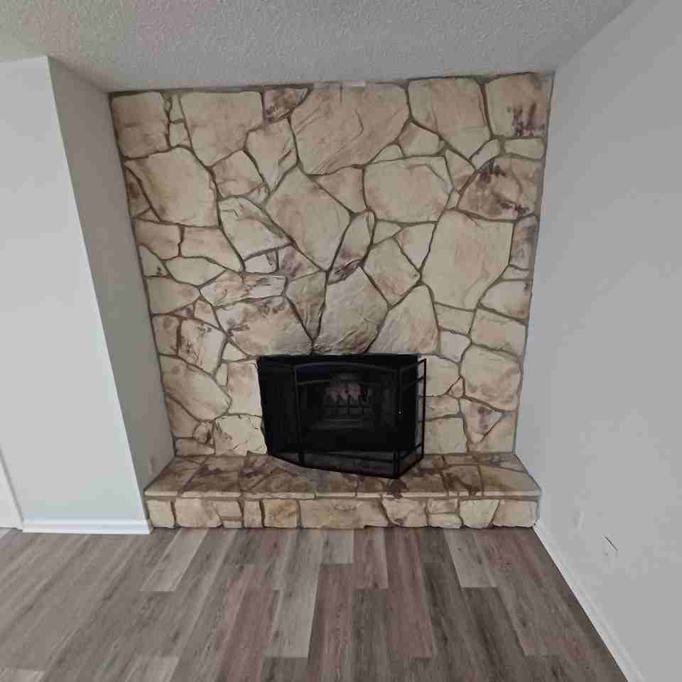 1201 Douglas St - Photo 5 of 25