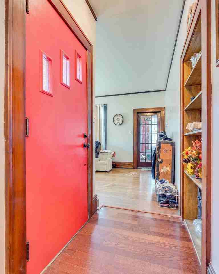 712 Haynes St - Photo 6 of 36