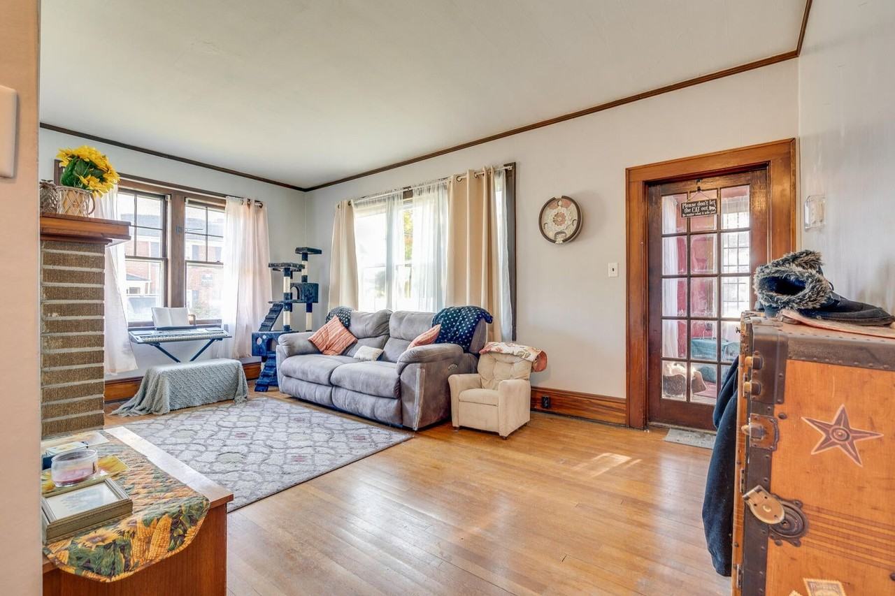 712 Haynes St - Photo 7 of 36