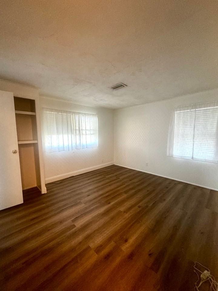 515 Jennifer Cir - Photo 7 of 11