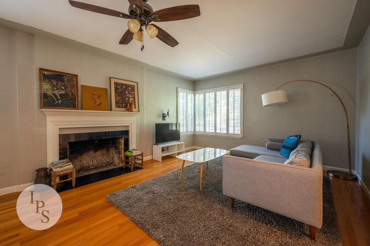 210 E Harvard Ave - Photo 7 of 30